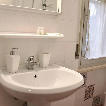 Bed & Breakfast La Casa Di Luciana 3*