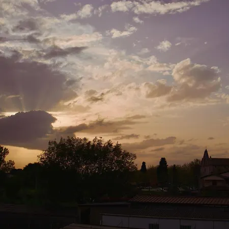 La Casa Di Luciana 住宿加早餐酒店 3*